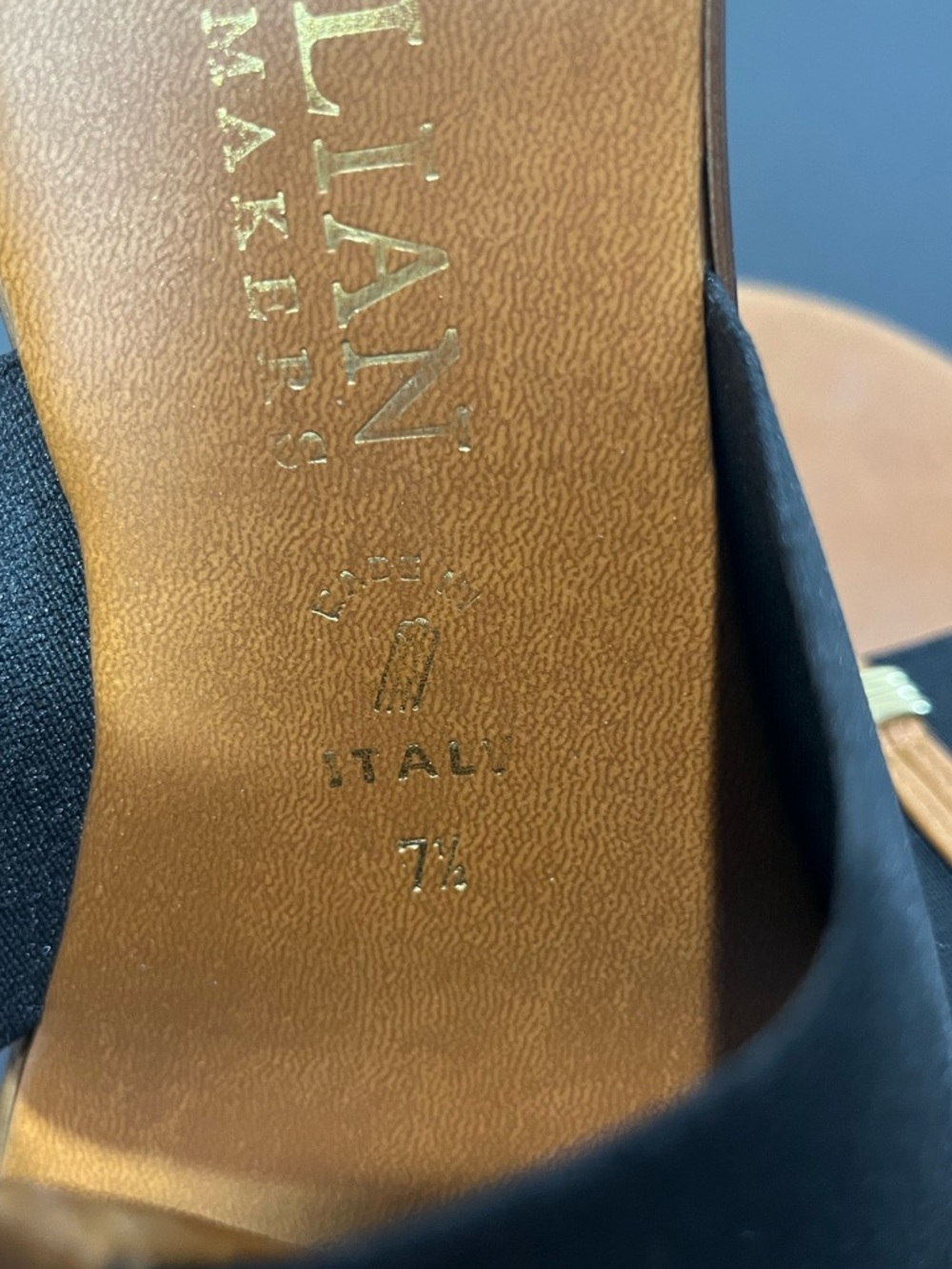 Italian Shoe Maker Tan Black Gold Stretch Women's Slip in Slide Thong Sandals - Picture 2 of 9